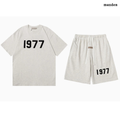 ESSENTIALS 1977 Summer Set